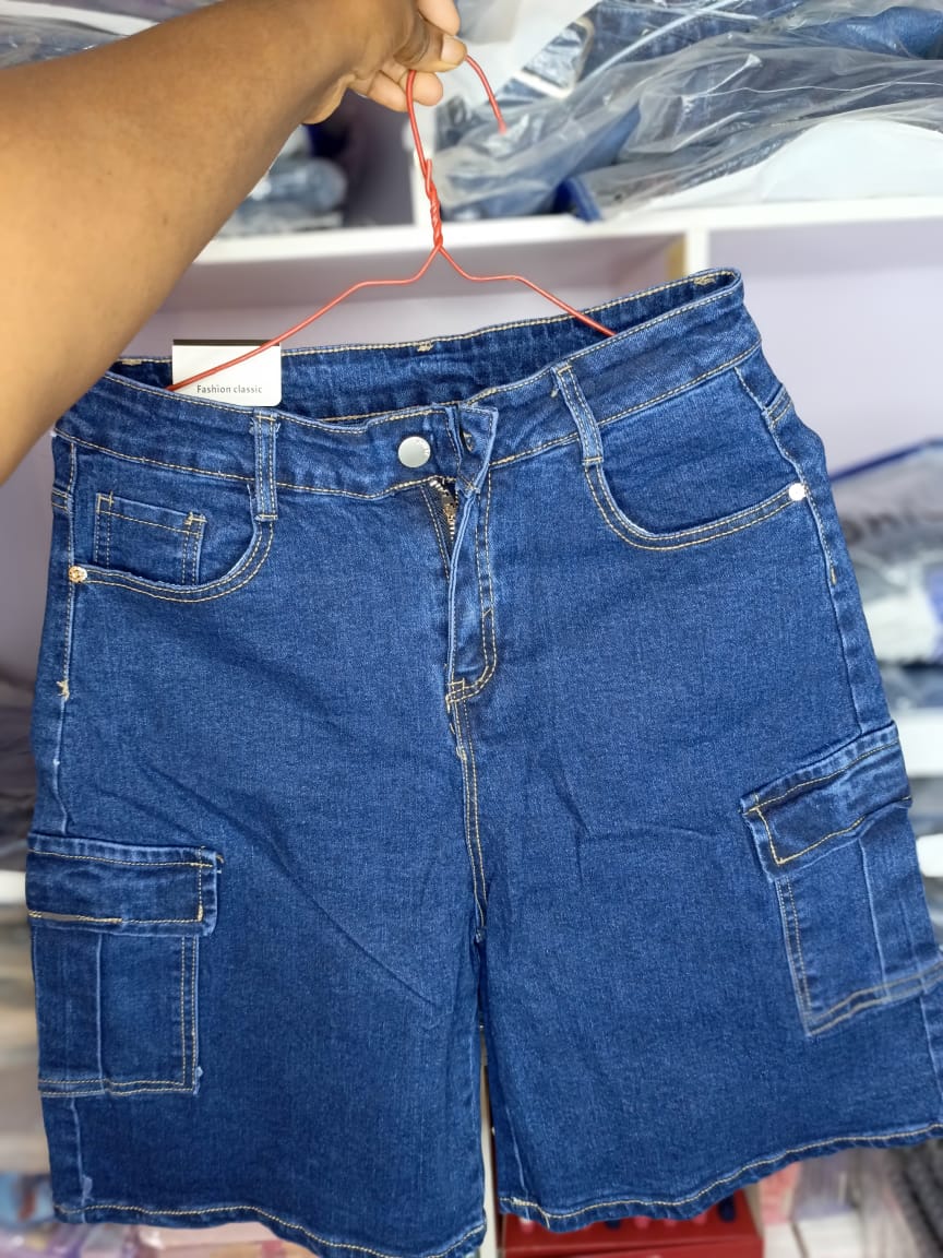 SHORT JEANS 0141 SIZE 30,36
