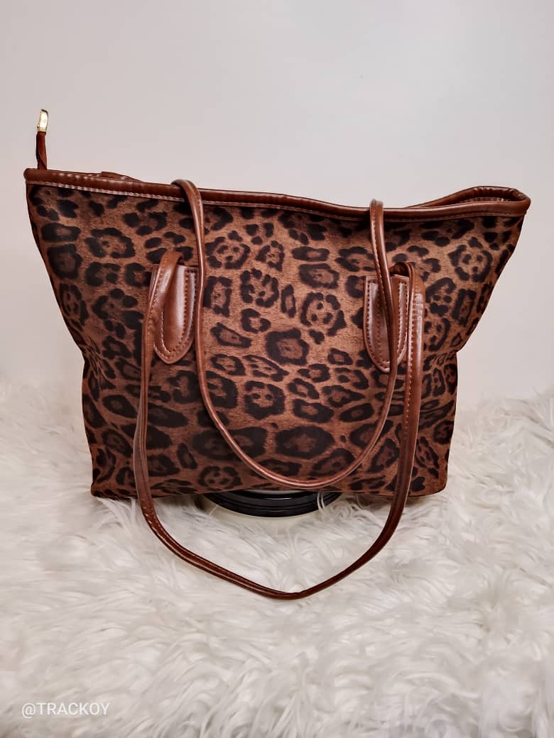 ANIMAL SKIN TOTE BAG