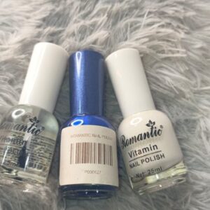NAIL POLISH